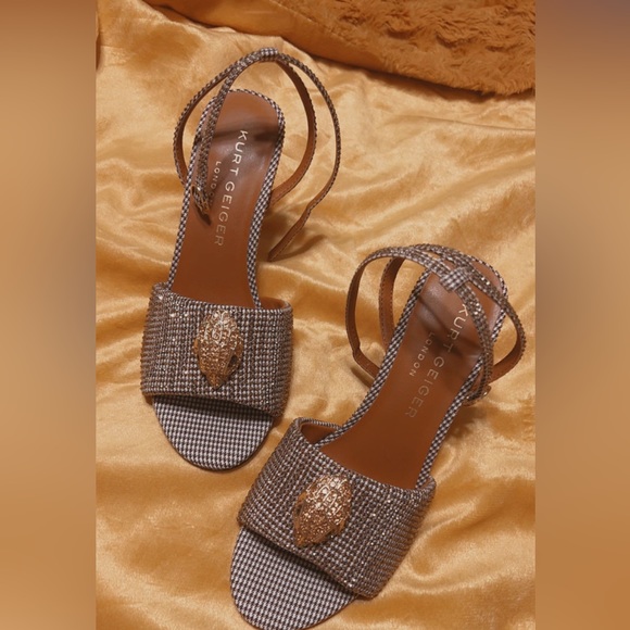 Kurt Geiger shoe size 36 new never worn gold heels - Picture 1 of 4